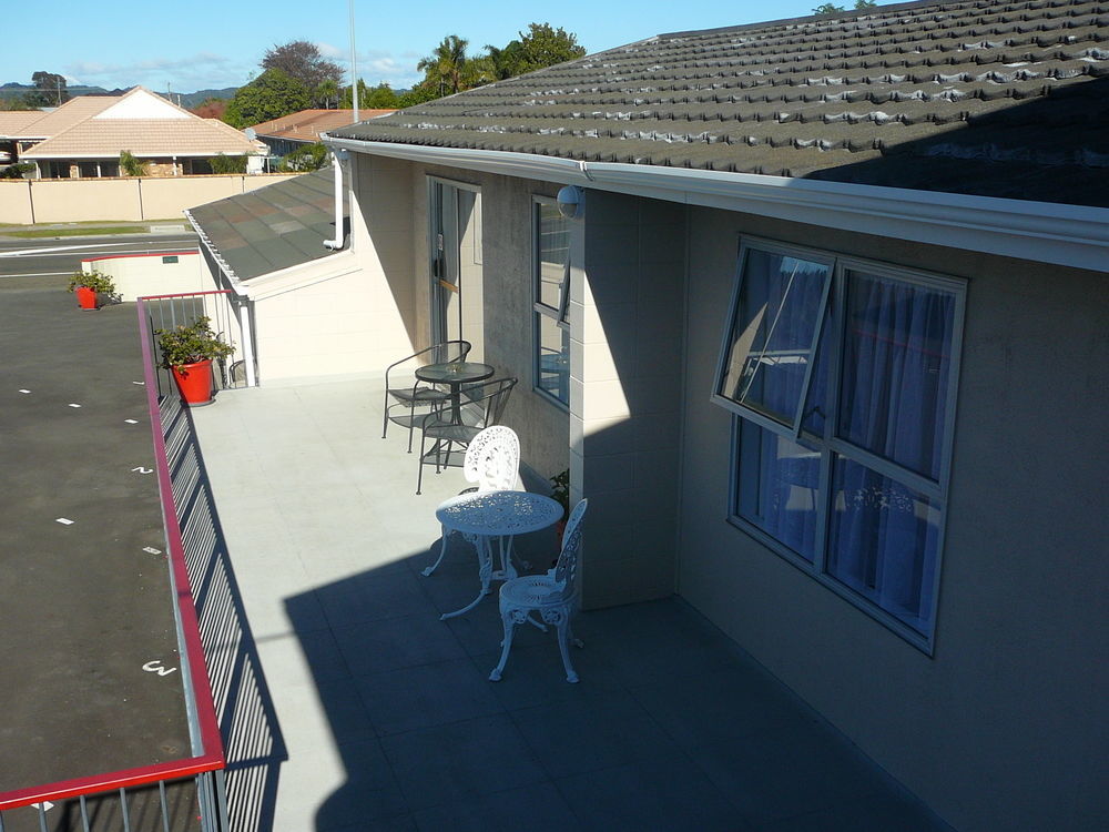 Tourist Court Motel Whakatane Exterior photo