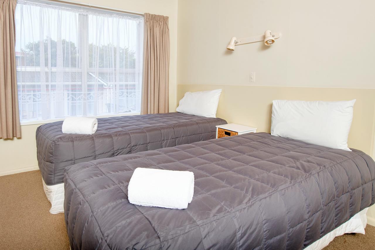 Tourist Court Motel Whakatane Exterior photo